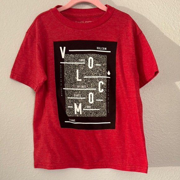 Boys Volcom T-shirt size 7 - Picture 1 of 3